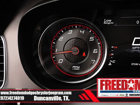 Used 2023 Dodge Charger SXT RWD image 28