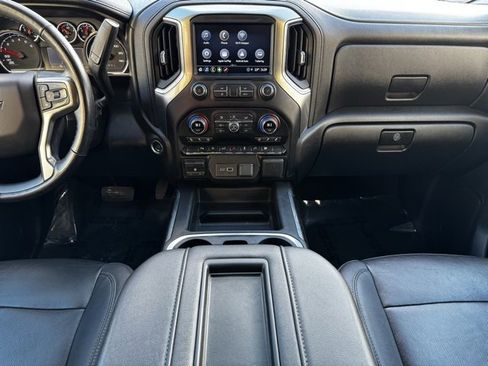 Used 2021 Chevrolet Silverado 1500 LTZ image 2