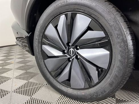 Used 2023 Nissan Ariya FWD image 15