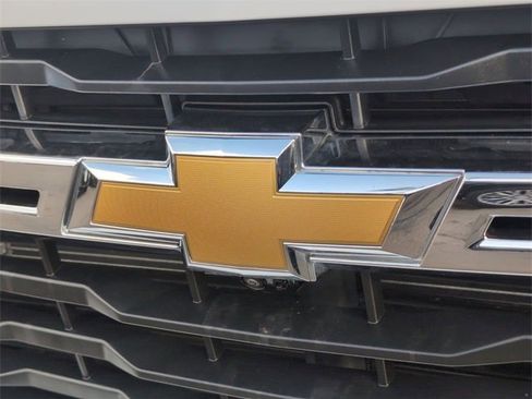 Used 2024 Chevrolet Silverado 2500 LT image 29