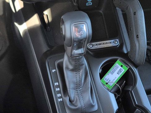 New 2025 Ford Bronco Badlands w/ Sasquatch Package image 19