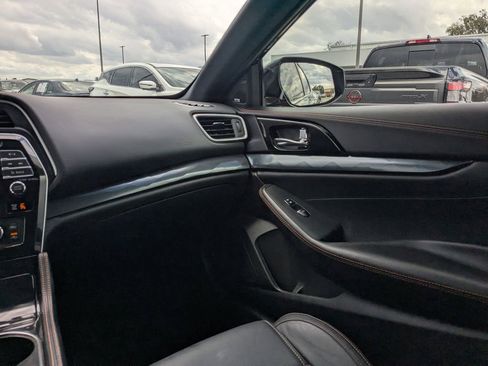 Used 2023 Nissan Maxima SR w/ Sport Mat Group image 15