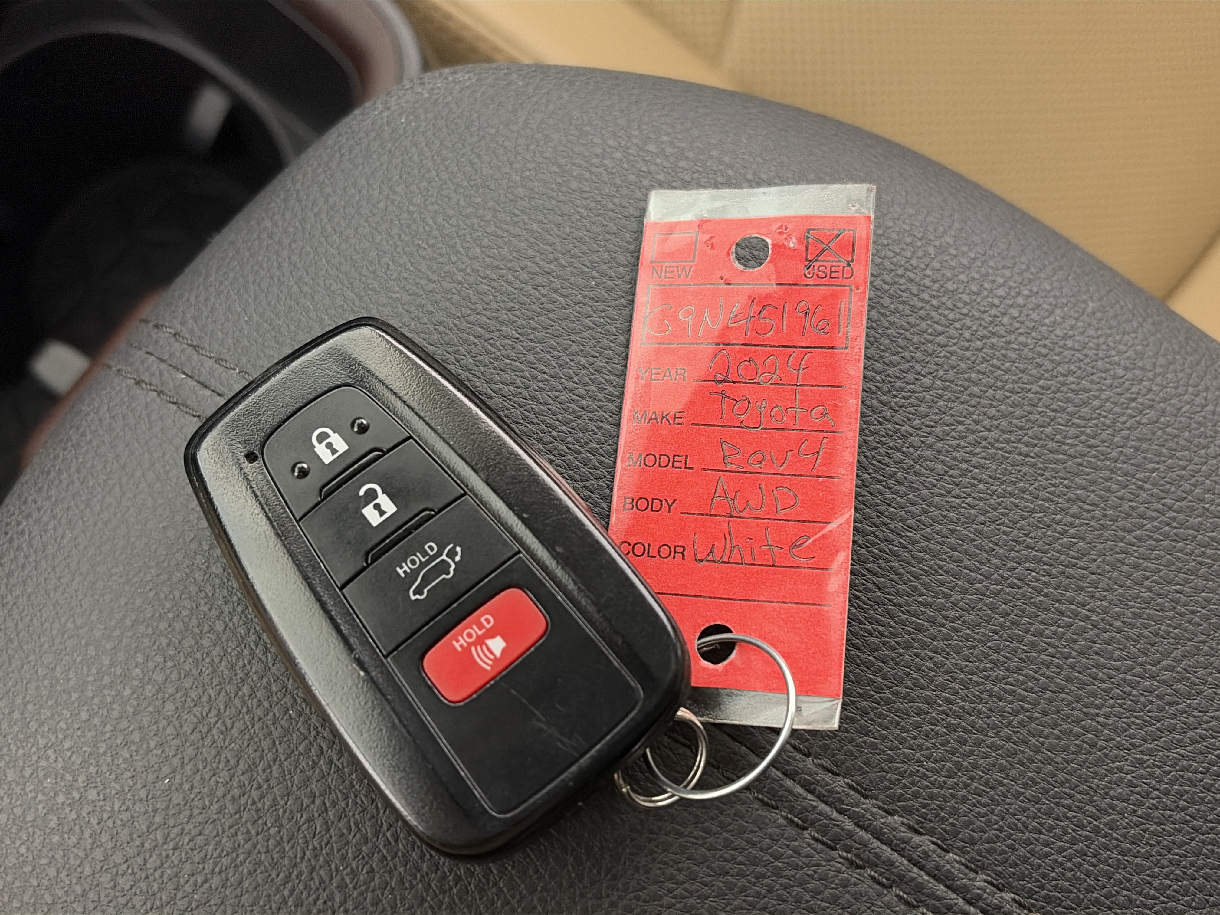 Used 2024 Toyota RAV4 Limited w/ Weather Package AWD/4WD image 33