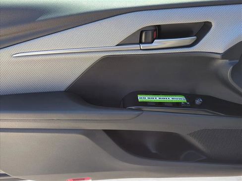 New 2026 Toyota Camry SE FWD image 10