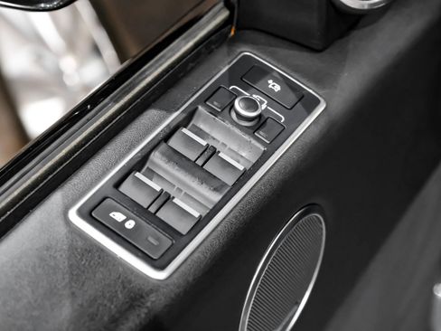 Used 2017 Land Rover Range Rover HSE AWD/4WD image 47