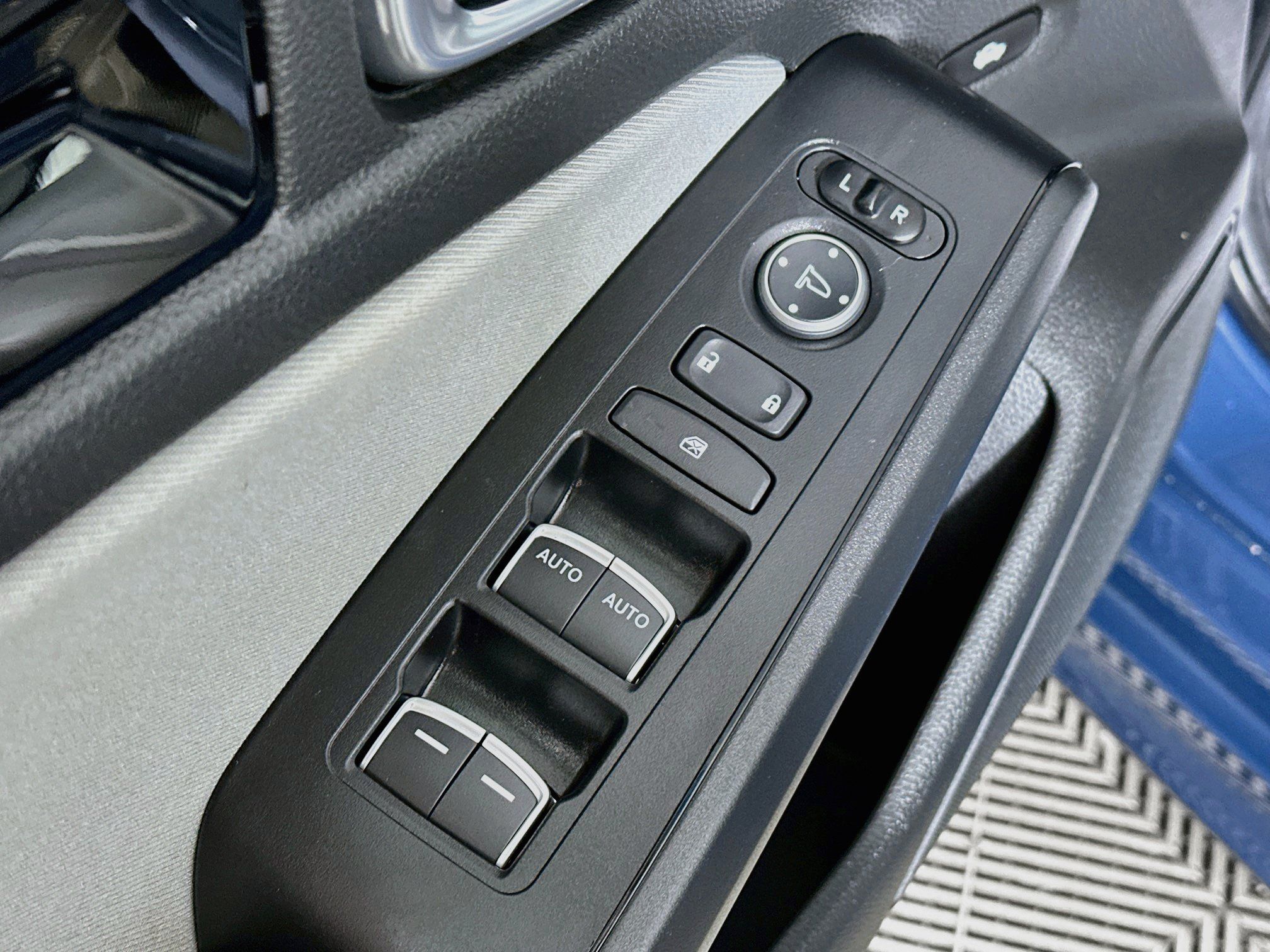 Used 2025 Honda Civic Sport image 17