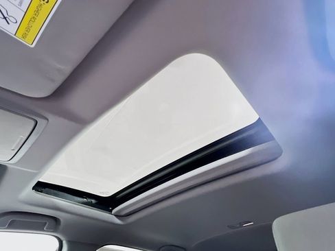 Used 2022 Honda CR-V EX image 19