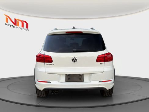 Used 2017 Volkswagen Tiguan Sport FWD image 4