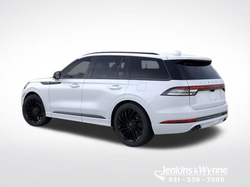 New 2026 Lincoln Aviator Reserve AWD/4WD image 4