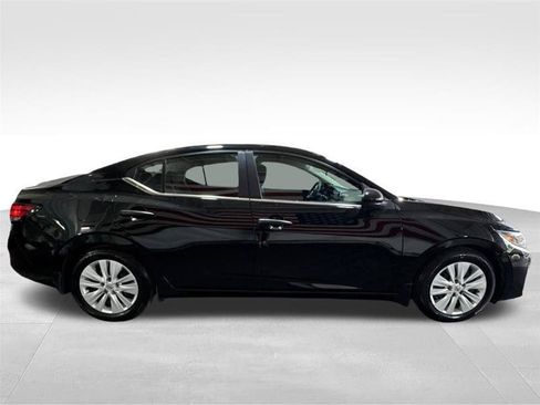 Used 2024 Nissan Sentra S FWD image 4