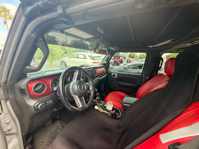Used 2019 Jeep Wrangler Unlimited Rubicon AWD/4WD image 2