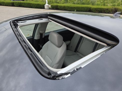 Used 2024 Honda Accord EX image 3