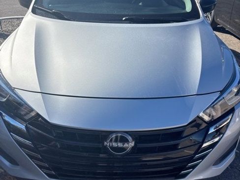 Used 2024 Nissan Versa S image 6