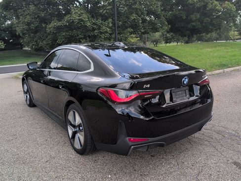 Used 2024 BMW i4 eDrive35 w/ Premium Package RWD image 3