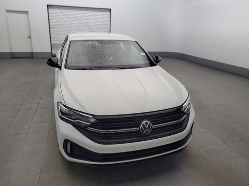 Used 2023 Volkswagen Jetta Sport image 14