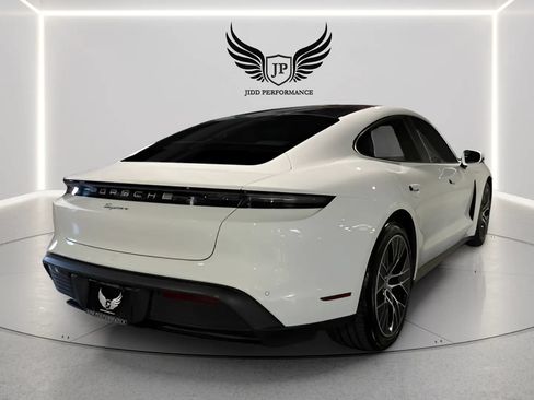 Used 2022 Porsche Taycan RWD image 7