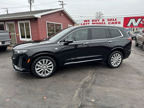 Used 2020 Cadillac XT6 Premium Luxury image 20