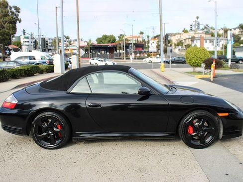 Used 2004 Porsche 911 Carrera 4S AWD/4WD image 7