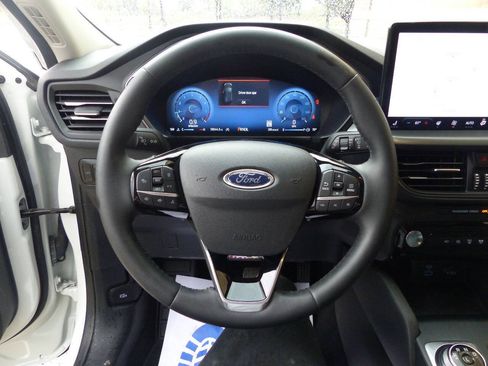 Used 2023 Ford Escape Active w/ Tech Pack #2 AWD/4WD image 28