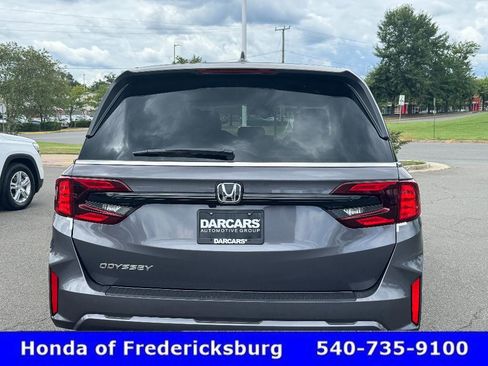 Certified 2026 Honda Odyssey EX-L image 6