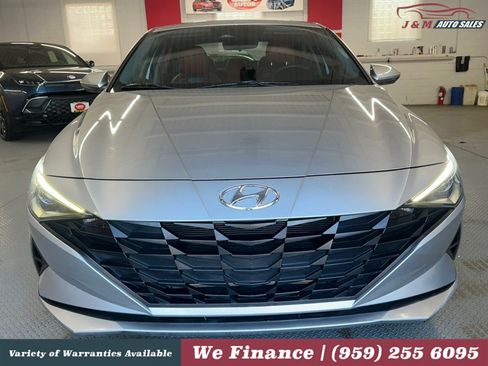 Used 2021 Hyundai Elantra SEL FWD image 2