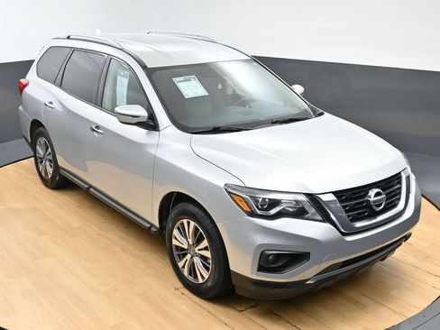 Used 2020 Nissan Pathfinder SV AWD/4WD image 39