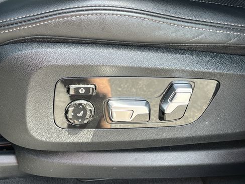 Used 2024 BMW X5 sDrive40i image 18