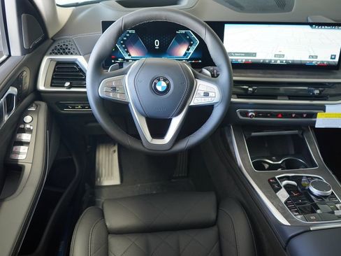 New 2026 BMW X7 xDrive40i w/ Premium Package image 16