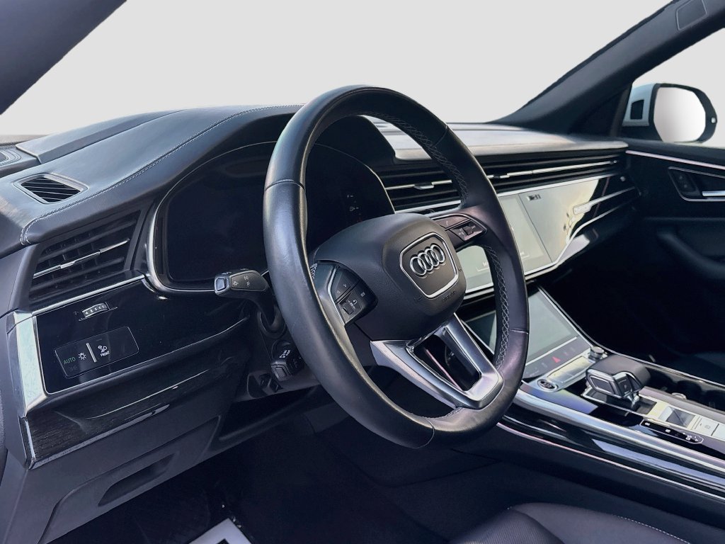 Used 2021 Audi Q8 Prestige w/ Prestige Package AWD/4WD image 17