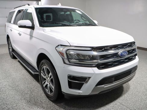 Used 2023 Ford Expedition Max Limited image 5