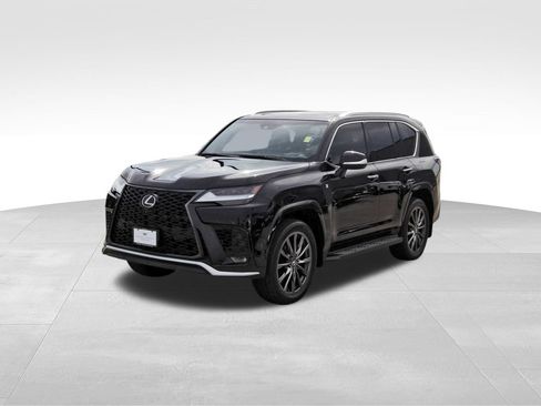 Used 2024 Lexus LX 600 F Sport AWD/4WD image 2