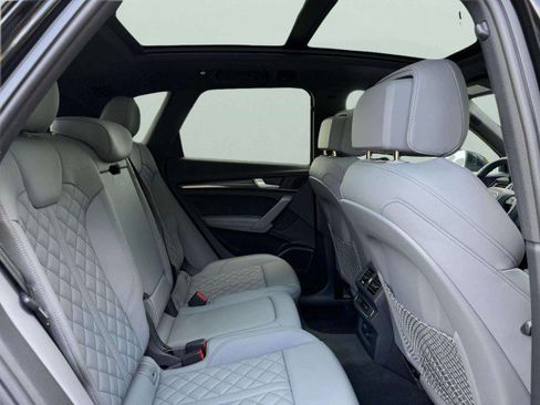 Certified 2025 Audi SQ5 Premium Plus w/ Premium Plus Package AWD/4WD image 27