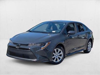 New 2025 Toyota Corolla LE
