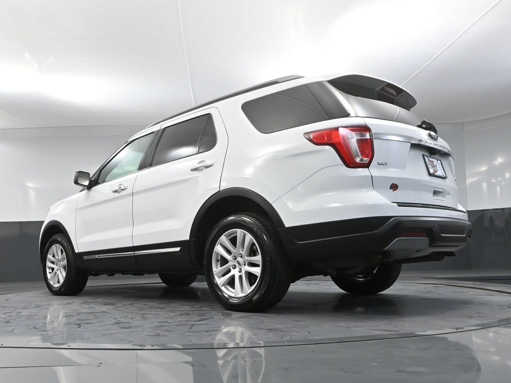 Used 2019 Ford Explorer XLT AWD/4WD image 43
