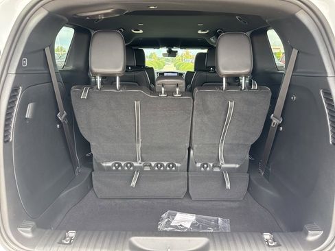 New 2026 Chrysler Voyager LX image 26