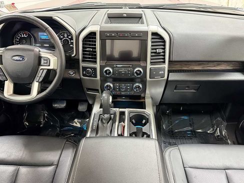 Used 2019 Ford F150 Lariat w/ Equipment Group 502A Luxury AWD/4WD image 27