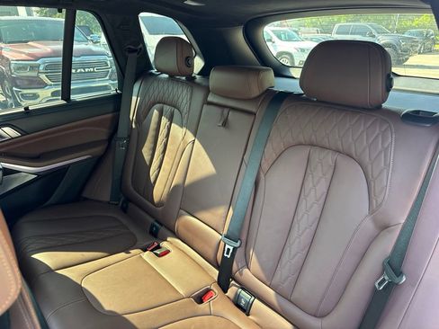 Used 2021 BMW X5 M50i w/ Executive Package AWD/4WD image 11