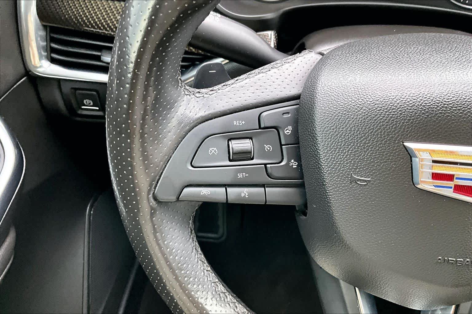 Used 2019 Cadillac XT4 Sport w/ Cold Weather Package AWD/4WD image 44