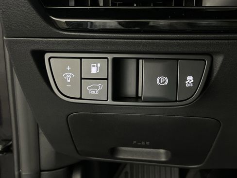 New 2025 Kia EV6 Wind image 34