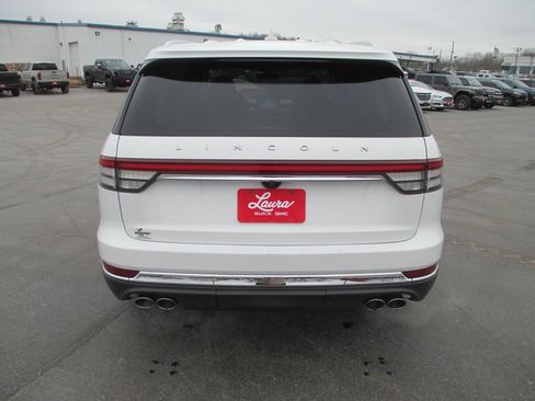 Used 2020 Lincoln Aviator Reserve w/ Equipment Group 202A image 5