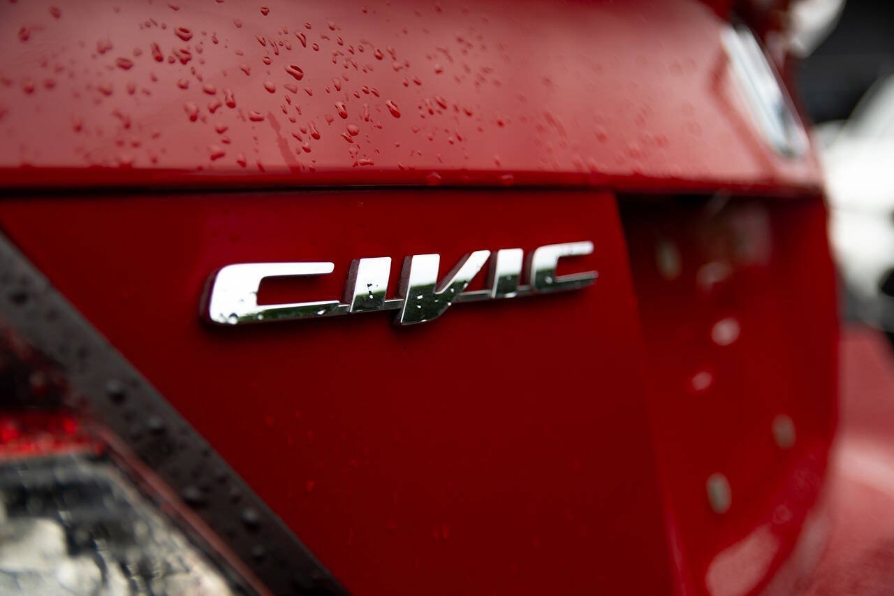 Used 2015 Honda Civic LX image 6