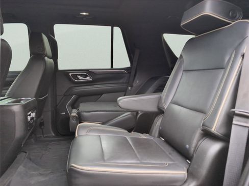 Used 2021 GMC Yukon SLT w/ SLT Luxury Plus Package image 33