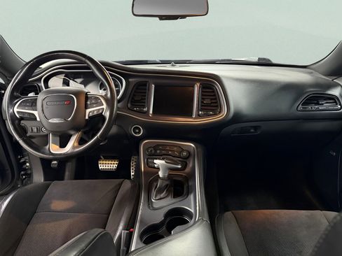 Used 2016 Dodge Challenger R/T Scat Pack w/ Leather Interior Group image 9