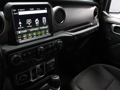 Used 2021 Jeep Wrangler Unlimited Sport AWD/4WD image 28