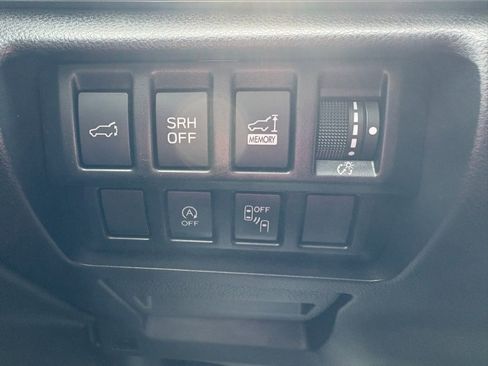 Used 2024 Subaru Forester Premium image 17