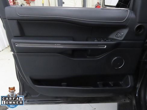 Certified 2024 Ford Expedition Max XLT image 12