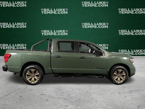 Used 2024 Nissan Titan SV w/ SV Bronze Edition Package image 4