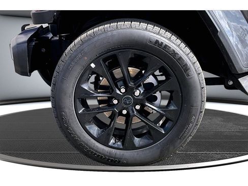 Certified 2025 Jeep Wrangler Unlimited Sahara AWD/4WD image 11
