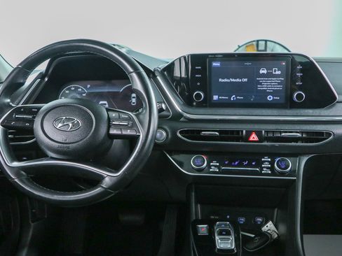 Used 2020 Hyundai Sonata SEL w/ Convenience + Sunroof Package FWD image 17