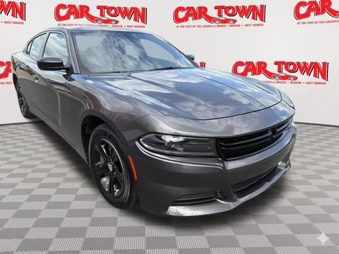 Used 2023 Dodge Charger SXT RWD image 4